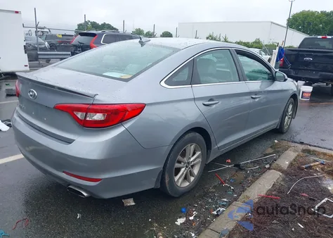 2017 Hyundai Sonata Se z USA, uszkodzony, nr VIN 5NPE24AFXHH522739